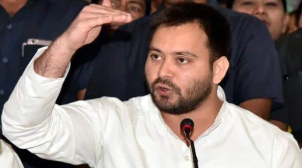 मोदी जी गारंटी लेंगे कि नीतीश कुमार अब नहीं पलटेंगे, तेजस्वी यादव