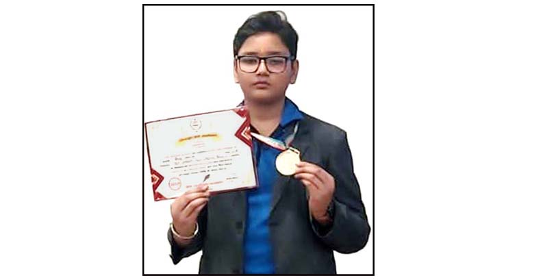 Vaibhav of CMS wins Gold in International Hindi Olympiad