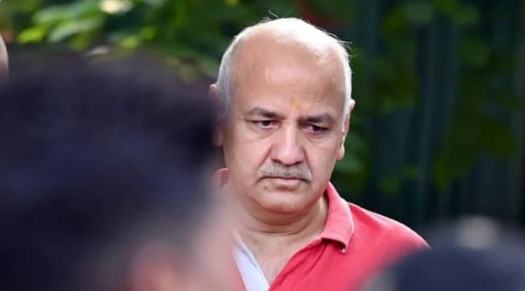 गीता का ज्ञान और खेल पर ध्यान; कैसे तिहाड़ में टाइम काटते हैं मनीष सिसोदिया