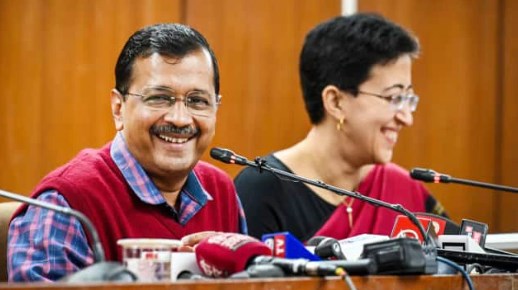 1000 रुपए में क्या करेंगी; महिलाओं के जवाब सुन केजरीवाल ने भी लगाए ठहाके