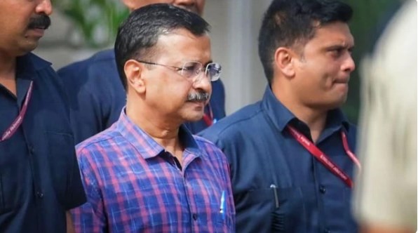 केजरीवाल को पहली बार आरोपी बनाने जा रही ED, बढ़ सकती हैं मुश्किलें