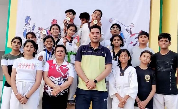 CMS students dominate in taekwondo winning 14 medals including 5 golds