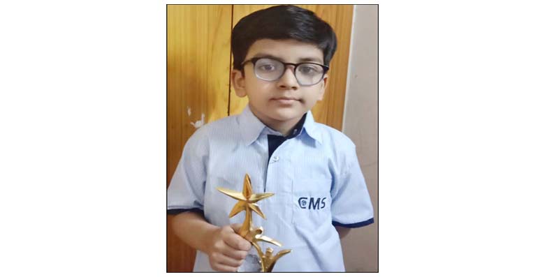 CMS student wins first prize in chess championship