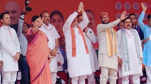 सपा को बड़ा झटका: विधायक मनोज पांडेय BJP में शामिल, अमित शाह ने दिलाई सदस्यता