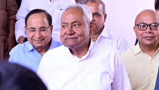 जीत के मौके पर चौका मारने के मूड में जेडीयू, तुरंत विधानसभा चुनाव करा सकते हैं नीतीश