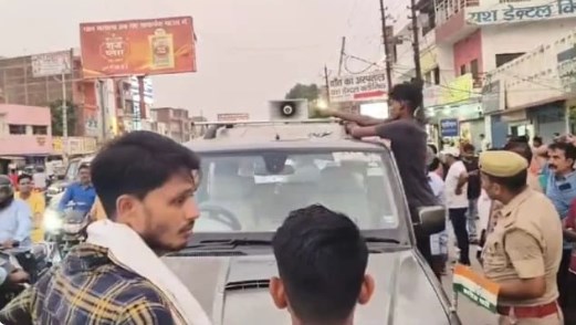 कांग्रेस के राष्ट्रीय प्रवक्ता की गाड़ी पर लगा था हूटर, पुलिस ने उतरवाया, काटा दो हजार का चालान