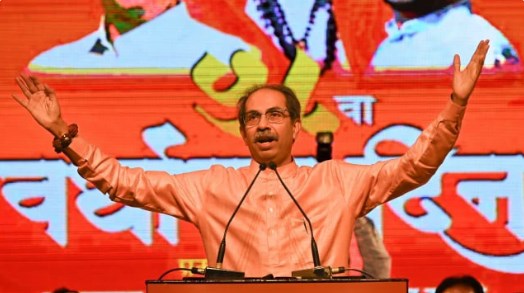 गिर जाएगी मोदी सरकार, चैलेंज देकर बरसे उद्धव ठाकरे; शिंदे ने किया पलटवार