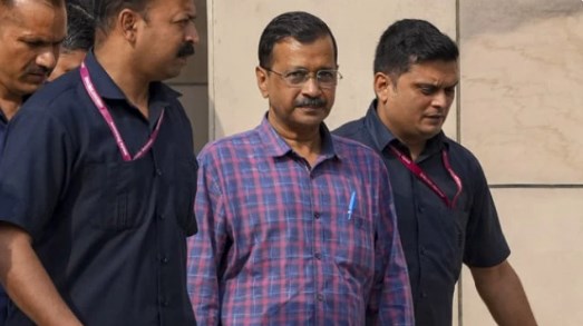 शराब घोटाला मामले में अरविंद केजरीवाल को झटका, कोर्ट ने CBI को 3 दिन की रिमांड दी