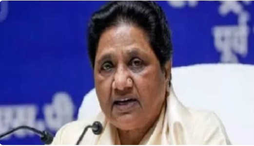 राष्ट्रपति के अभिभाषण पर मायावती का निशाना, बोलीं- केंद्र सरकार की उपलब्धियां हवाहवाई