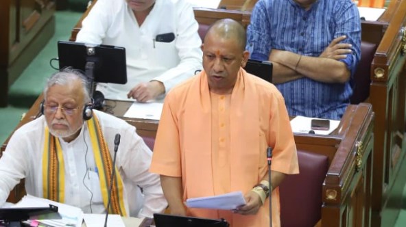 विधानसभा में गूंजा अकबरनगर में बुलडोजर का मामला, योगी बोले- रजिस्ट्री और कागज वालों को मिलेगा मुआवजा