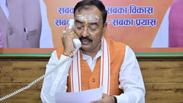 उपमुख्यमंत्री केशव प्रसाद मौर्य ने जनता दर्शन में सुनीं समस्याएं, अधिकारियों को दिए समाधान के निर्देश
