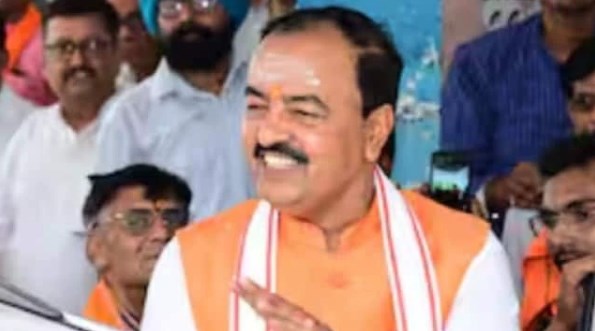 सीएम योगी से पहले डिप्टी सीएम केशव मौर्य दिल्ली रवाना, भाजपा आलाकमान ने बुलाई है बैठक