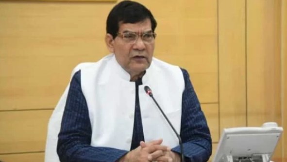 ट्रांसफॉर्मर लगाने में देरी पर होगी कार्रवाई, ऊर्जा मंत्री की अधिकारियों को चेतावनी