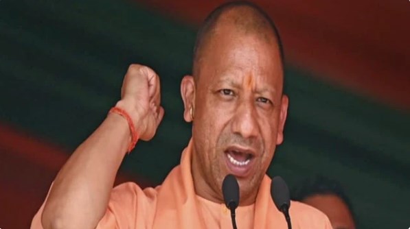 सड़कों पर शोहदों का इलाज करेंगी लड़कियां, यूपी पुलिस भर्ती परीक्षा पर बोले सीएम योगी