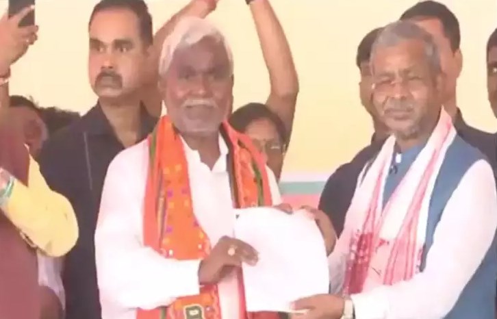 चंपई सोरेन ने थामा भाजपा का दामन, क्या झारखंड में मजबूत होगा भगवा दल?