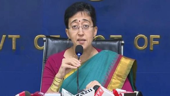 दिल्ली के बुजुर्गों के लिए खुशखबरी, रुकी हुई पेंशन को शुरू करवा दिया, आतिशी ने पोस्ट कर कही यह बात