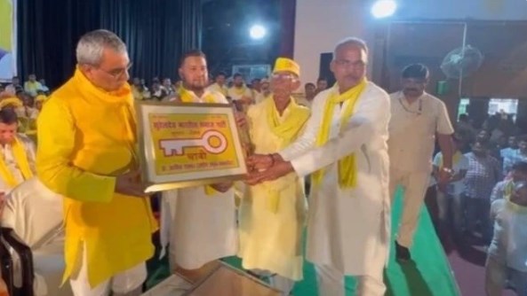 सुभासपा का चुनाव चिह्न अब चाबी होगा, उपचुनाव से पहले छड़ी छोड़कर चाबी पकड़ लिए हैं ओपी राजभर