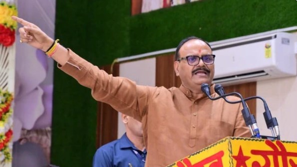 यूपी उपचुनाव: करहल किसी का गढ़ नहीं...डिप्टी सीएम ने प्रचंड़ मतों से जीतने का किया दावा