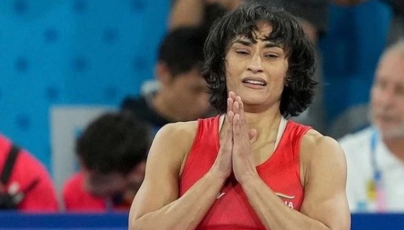 चोट का बहाना बना विनेश फोगाट जीत सकती थीं सिल्वर मेडल? जानें इस मामले में क्या कहते हैं नियम