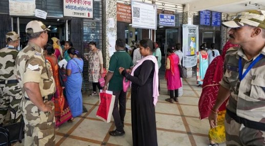 42 दिन बाद काम पर लौटे कोलकाता के जूनियर डॉक्टर्स, ममता सरकार को 7 दिनों का अल्टीमेटम