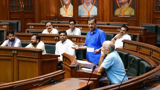 रात-दिन मेहनत करनी पड़ेगी; केजरीवाल ने माना- दिल्ली में सड़कों की हालत ज्यादा खराब
