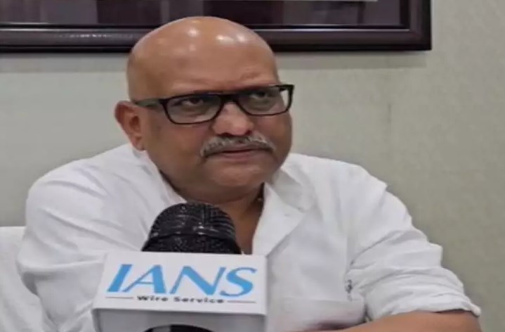पीएम मोदी के साथ ऐसे जानकार लोग हैं, जो देश को रसातल में ले जाकर बर्बाद कर रहे : अजय राय