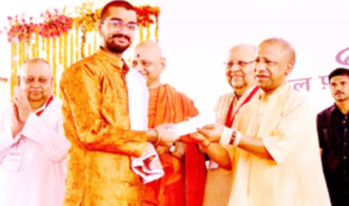 सनातन ही दुनिया का एकमात्र धर्म है : मुख्यमंत्री योगी