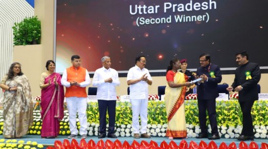 उत्तम जल प्रबंधन के लिए यूपी को मिला नेशनल अवॉर्ड, राष्ट्रपति द्रौपदी मुर्मू ने किया सम्मानित