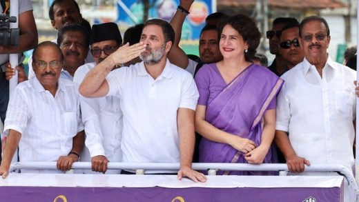 वायनाड के पास होंगे दो सांसद; प्रियंका के लिए वोट मांगने के दौरान भावुक राहुल, पिता का भी जिक्र