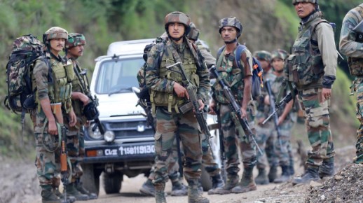 4 आतंकवादियों ने गुलमर्ग में आतंकी हमले को दिया अंजाम, दूसरे दिन भी सर्च अभियान जारी