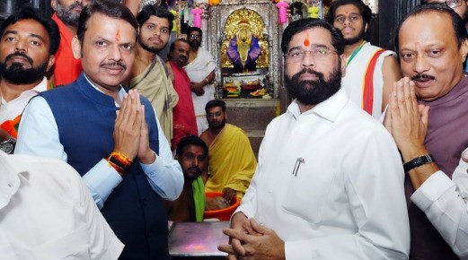 मेनिफेस्टो जारी करने वाले थे उद्धव, शरद और कांग्रेस, उधर एकनाथ शिंदे ने मार ली बाजी; 10 बड़े वादे