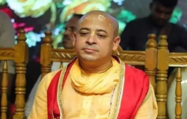 बांग्लादेश : हिंदुओं पर हमलों के खिलाफ किया था प्रदर्शन, इस्कॉन के चिन्मय प्रभु हुए गिरफ्तार