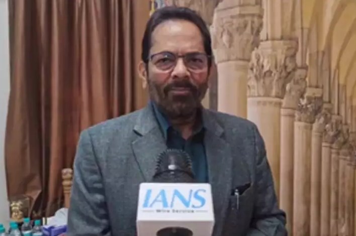 विपक्ष हंगामा और हाहाकार के जरिए संसद की कार्यवाही को हाईजैक करने में लगी रही : नकवी