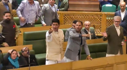 अनुच्छेद 370 की बहाली के लिए केंद्र से बातचीत चाहती है अब्दुल्ला सरकार, विधानसभा में प्रस्ताव पारित; BJP का विरोध