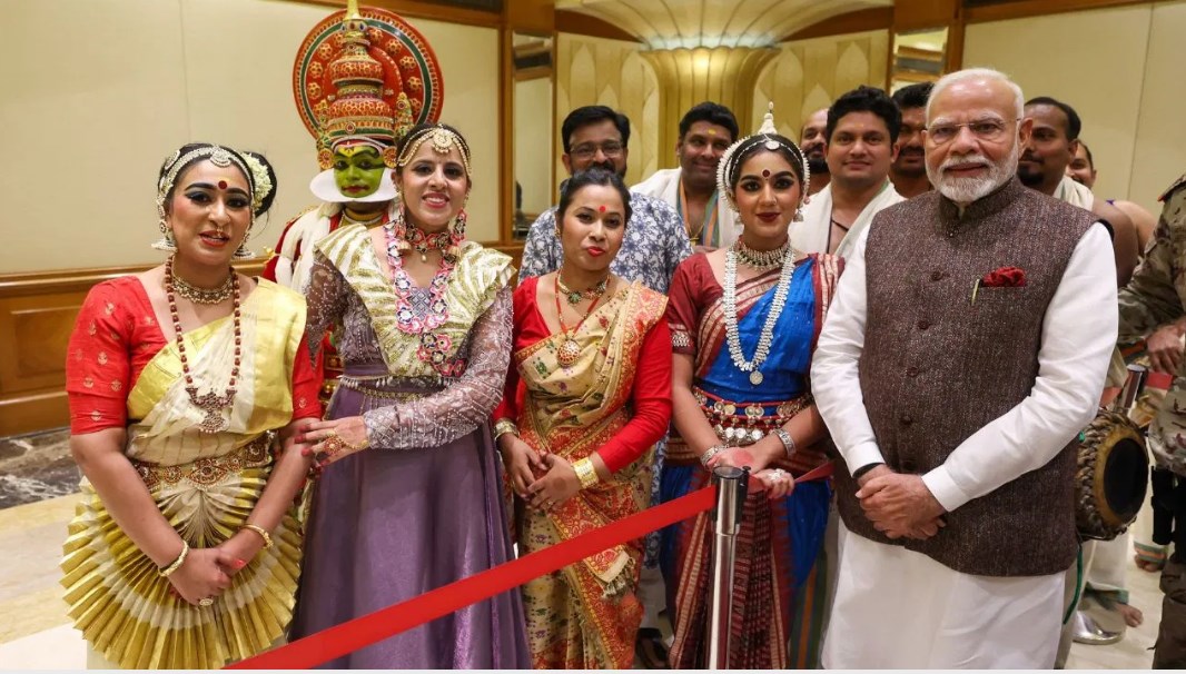 कुवैत में PM का गर्मजोशी से स्वागत…