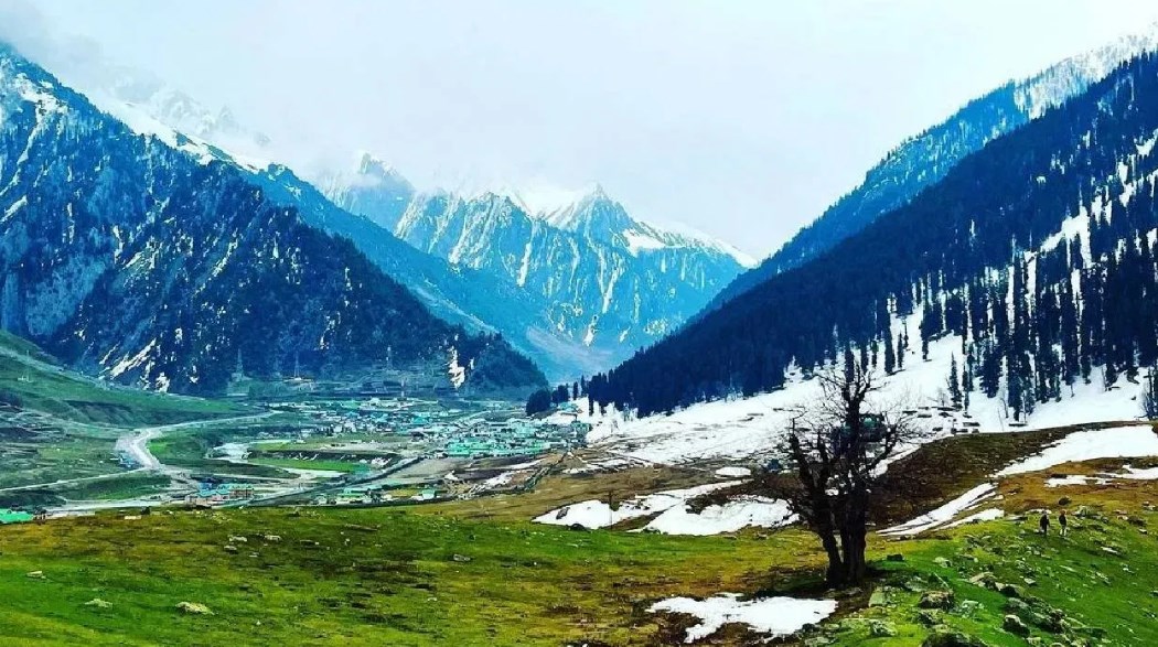 जम्मू-कश्मीर में क्या पर्यटकों को मिलेंगे सैटेलाइट फोन? पर्यटन को बढ़ावा देने के लिए बना ये प्लान