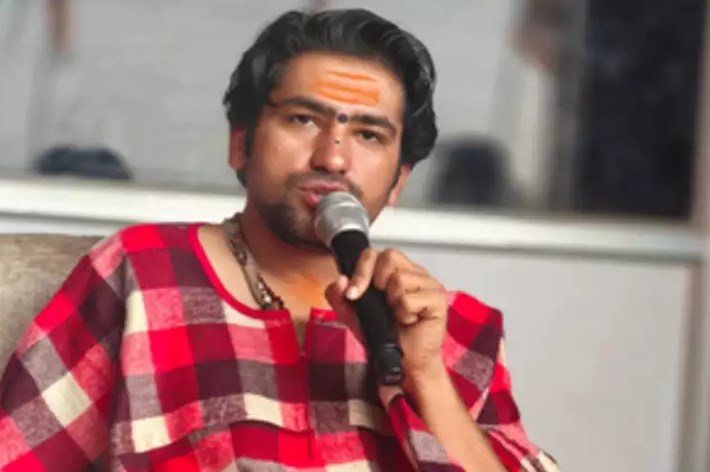 हरिहर मंदिर और हरि मंदिर साहिब के अंतर को नहीं समझे परवाना : धीरेंद्र शास्त्री
