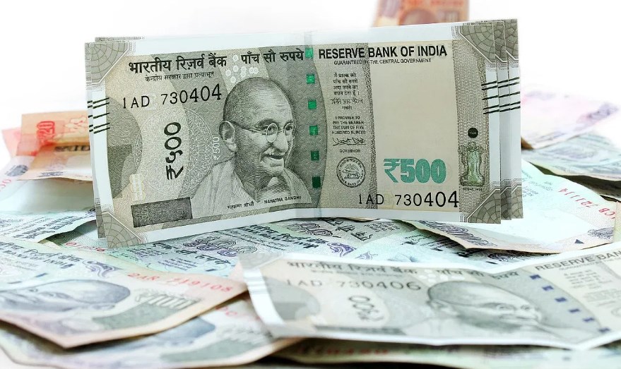 बीमा कंपनियों ने खारिज किए ₹15,100 करोड़ के क्लेम, 100 में 13 लोग रहे खाली हाथ