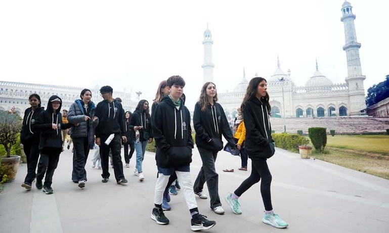लखनऊ की साँस्कृतिक विरासत देख गद्गद् हुए विदेश से पधारे छात्र