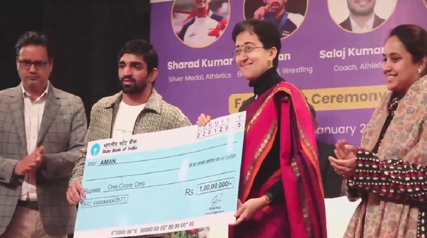 CM आतिशी ने ओलंपिक-पैरालंपिक में मेडल जीतने वाले खिलाड़ियों का किया सम्मान, कहा- आपको उम्मीद से देखते हैं करोड़ों लोग