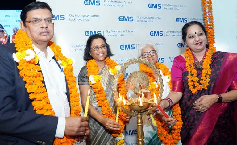 बच्चों में चारित्रिक गुणों का विकास करें शिक्षक व अभिभावक: श्री अवनीश कुमार सिंह, डेप्युटी रजिस्ट्रार