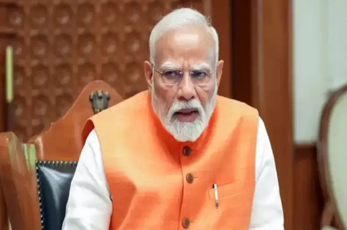 करारे प्रहार की तैयारी...सेना ही तय करे लक्ष्य, तरीका और समय: मोदी