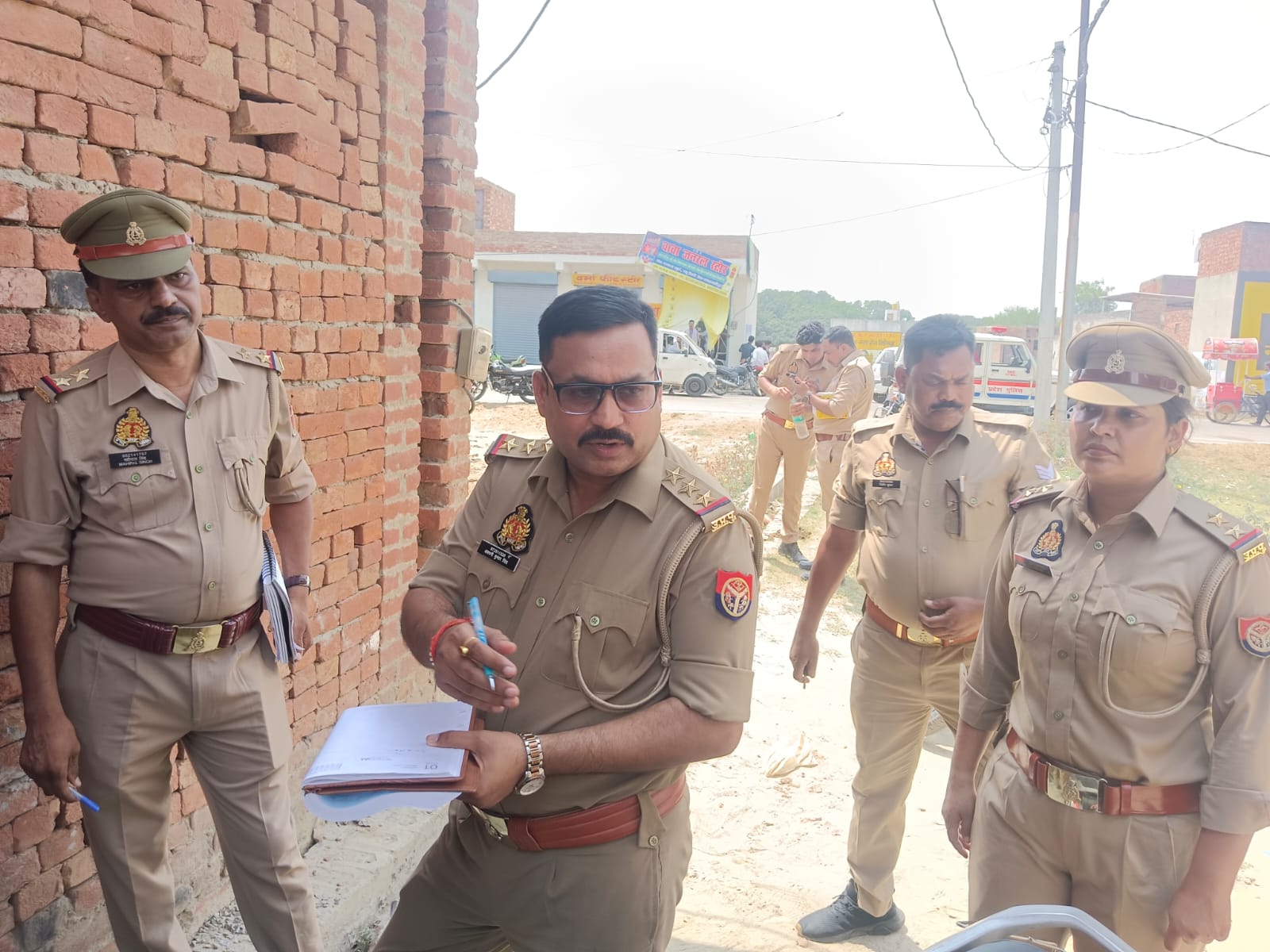 Shahjahanpur: 13 साल की सातवीं कक्षा की छात्रा के साथ युवक ने दुष्कर्म की घटना को दिया अंजाम,आरोपी ने शिकायत करने पर पिता को गोली मारने की दी धमकी 