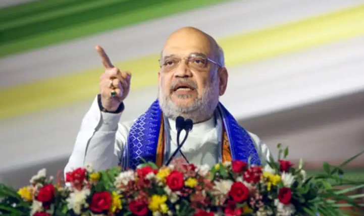 मोदी सरकार किसी भी हमले का मुंहतोड़ जवाब देने के लिए प्रतिबद्ध : अमित शाह