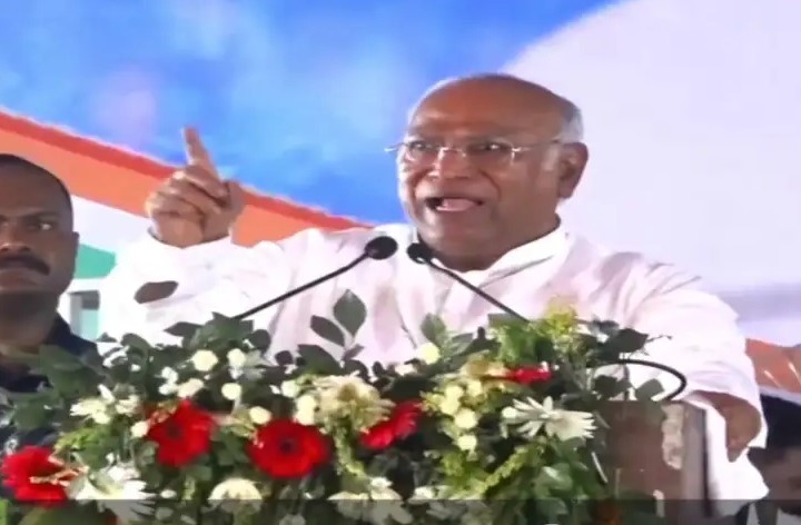 पहलगाम हमले में मौतों की जिम्मेदारी ले केंद्र सरकार, रांची में बोले कांग्रेस अध्यक्ष खड़गे