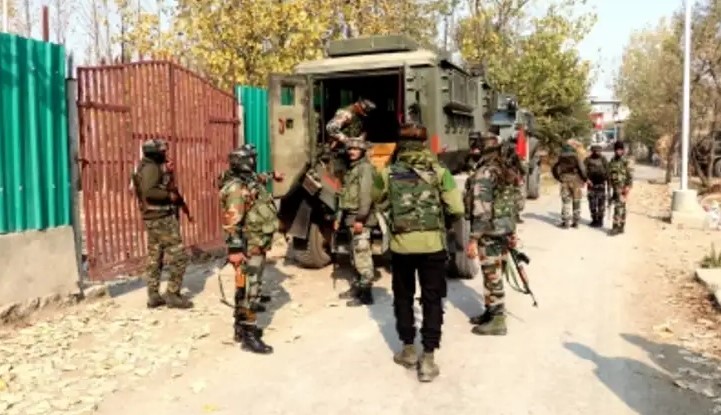 जम्मू-कश्मीर में सुरक्षाबलों की बड़ी कामयाबी: 48 घंटे में छह आतंकवादी ढेर, ऑपरेशन सिंदूर के बाद बढ़ा एक्शन