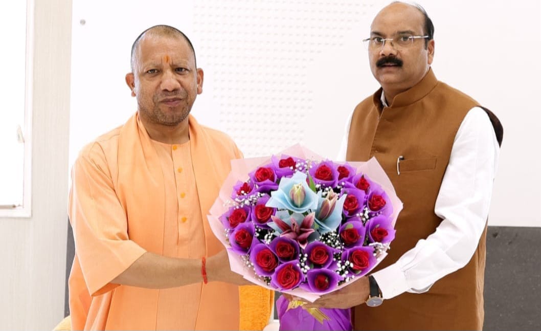 सांसद अरुण सागर ने लखनऊ में सीएम योगी से की मुलाकात,बोले जनता की समस्याओं का समाधान करवाना ही हमारा उद्देश्य 