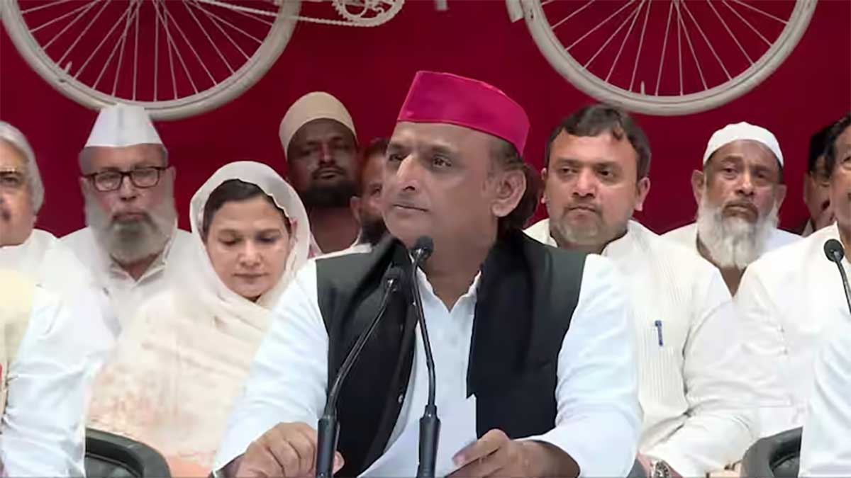 UP Politics: समाजवादी पार्टी की बड़ी सर्जरी, तीन विधायकों को किया निष्कासित, जानें वजह?