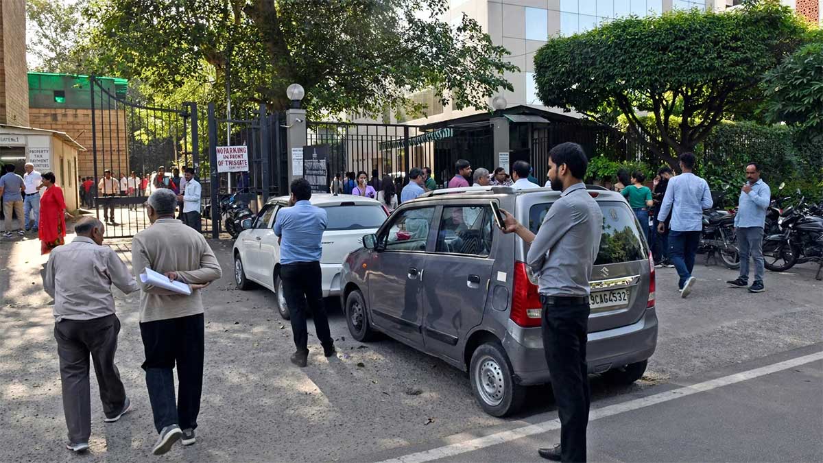 Earthquake in Delhi-NCR: दिल्ली-NCR में बारिश के बाद भूकंप का डबल अटैक, डरावना संयोग या महज इत्तेफाक?