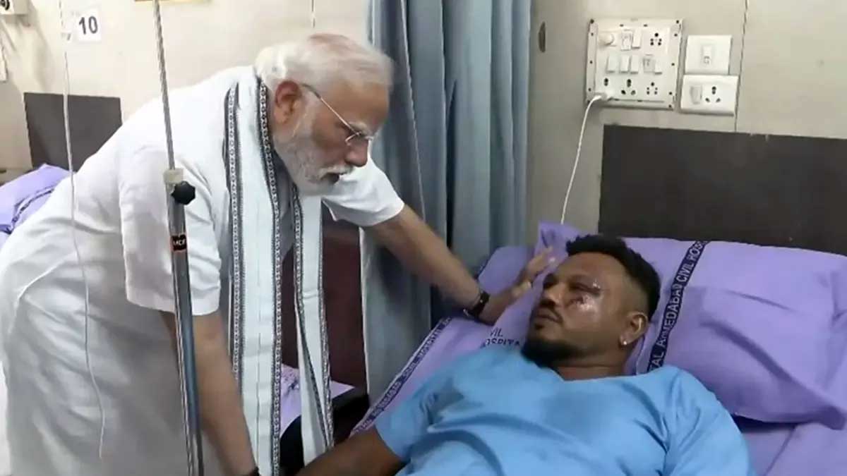 Air India Plane Crash: विमान हादसे में बचने वाले अकेले व्यक्ति विश्वास कुमार अब भी सदमे में, किसी से नहीं करते बात